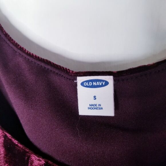 Old Navy Layered Ruffle Velvet Cami Burgundy Small Whimsigoth 90s Gothic Holiday - Picture 3 of 9